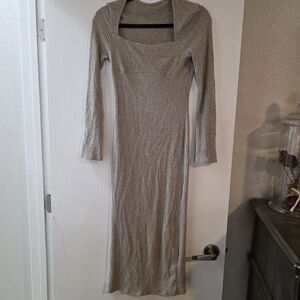 Elegant Gray Ribbed Knit Dress